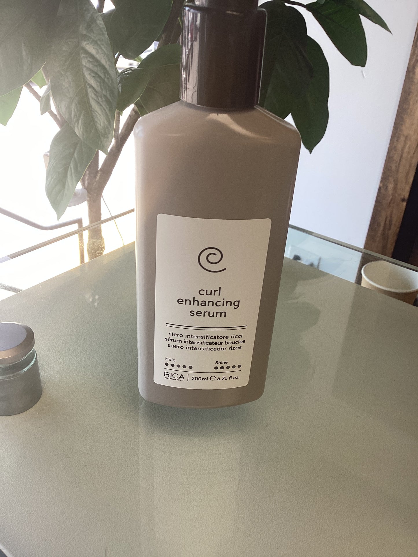 Curl enhancing serum